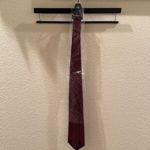 Men’s Classic Elegant Burgundy Wine Color Tie